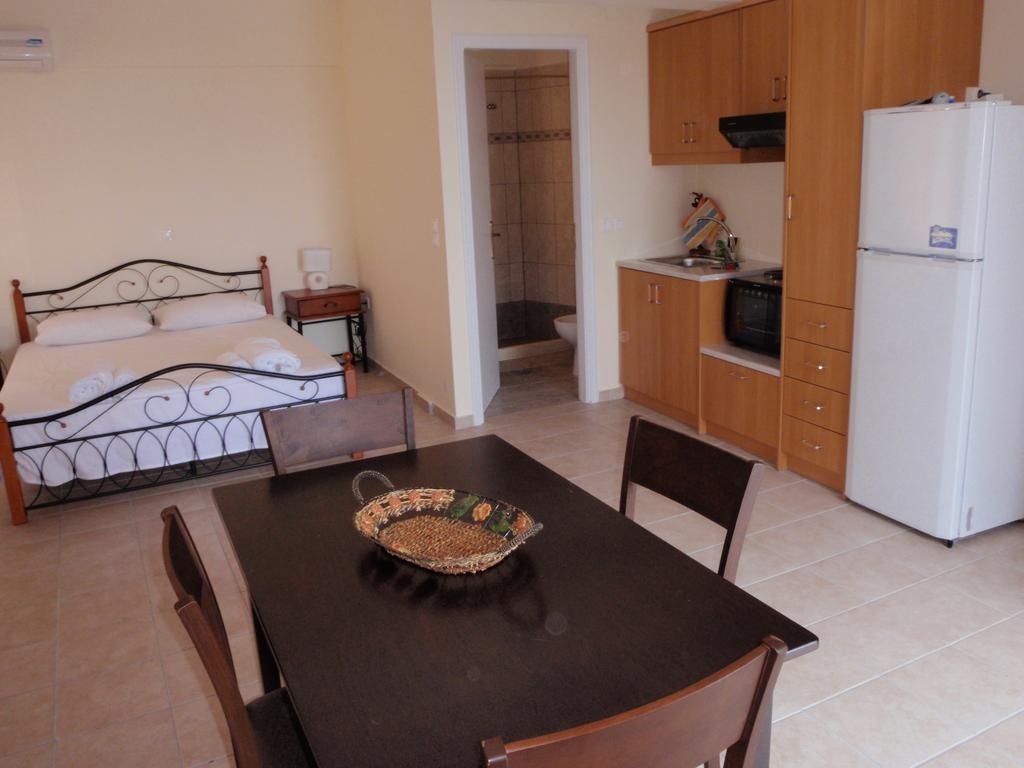 Afroksilia Apartment Katouna Ngoại thất bức ảnh